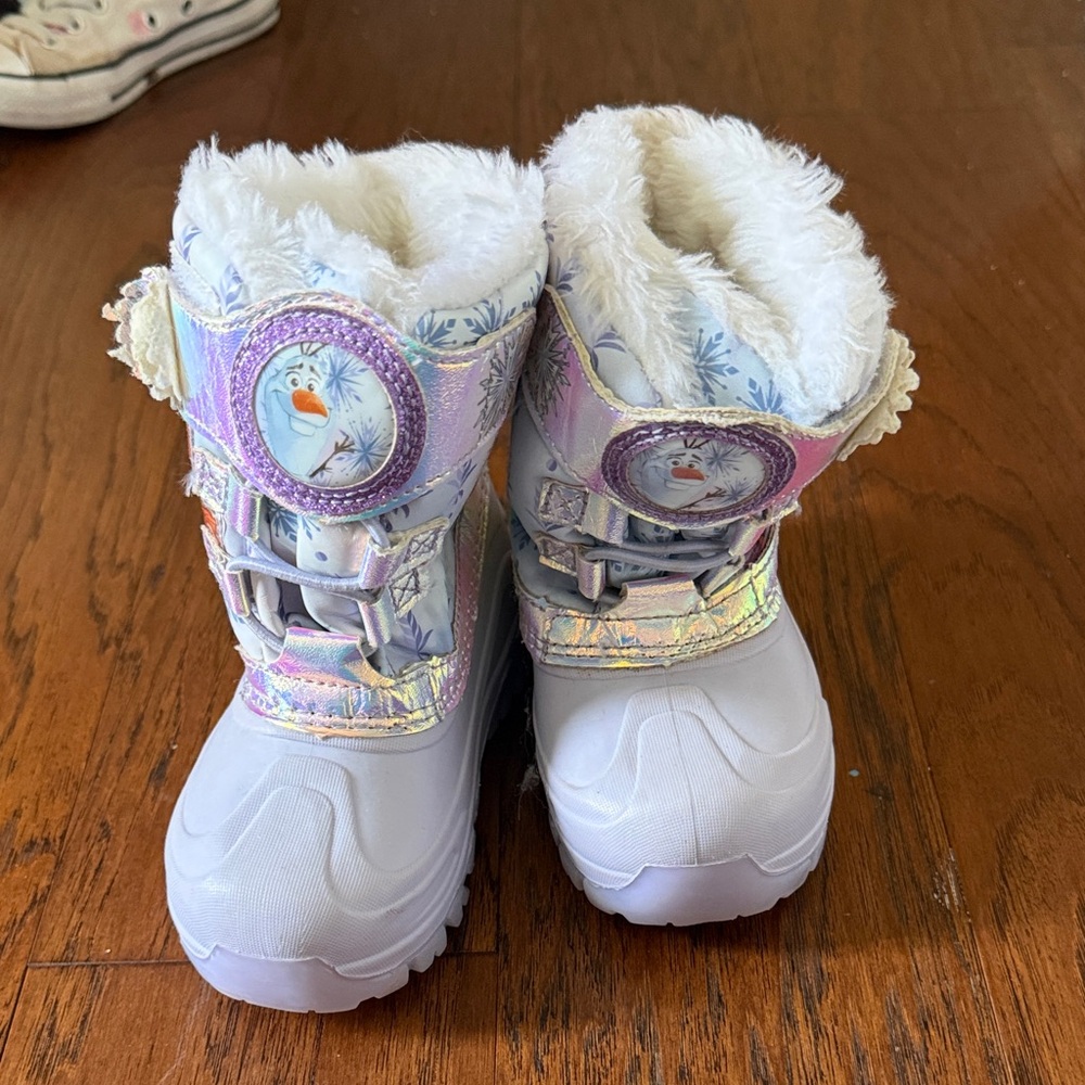 Kids' White and Purple Frozen Snow Boots